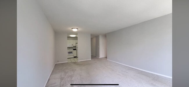 Photo - 70 E Scott St