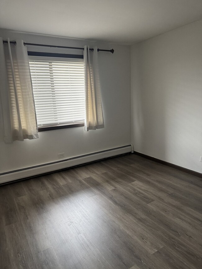 Photo - 15744 Lake Dr