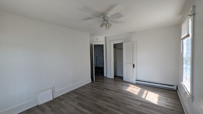 Photo - 412 Burgess St Unit 1