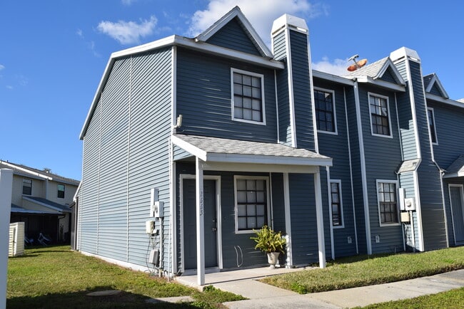 Building Photo - 12665 Castle Hill Dr