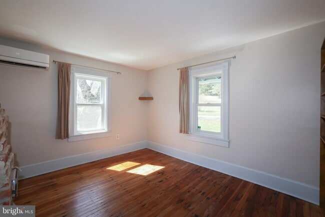 Photo - 24060 New Mountain Rd