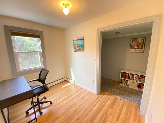 Photo - Furnished 2 Bed, 1 Bath home available in Campton!