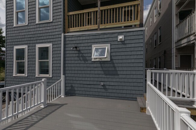 Photo - Huge 5 Bed each with their own Bathroom!