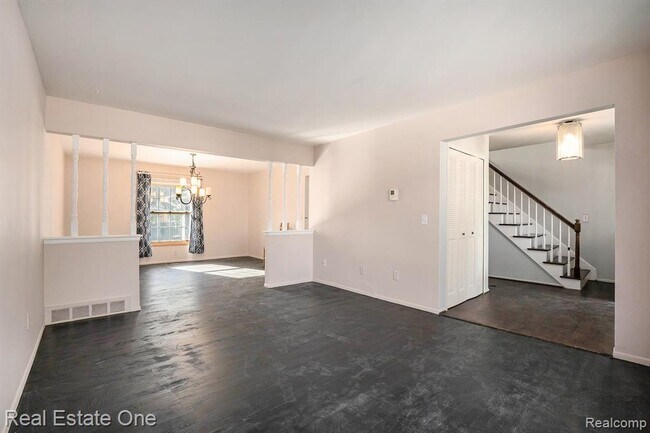 Photo - 1954 Atlas Ct