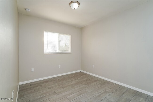 Photo - 3203 34th St SW