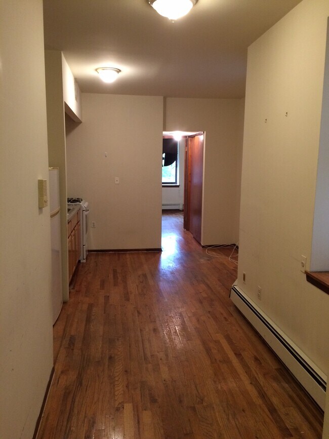 Photo - 1978 2nd Ave Unit 4D