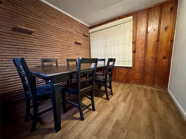 Photo - 4039 Erby St