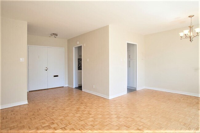 Photo - 4555 Av. Bonavista Unit 804