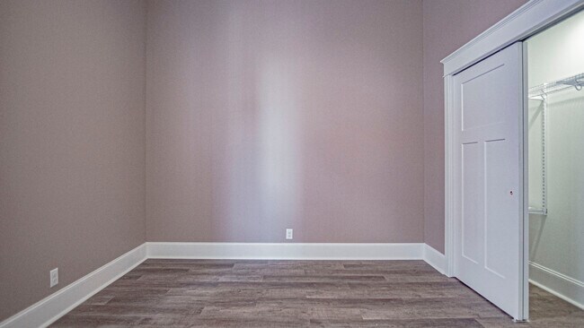 Photo - 151 E Eagle St