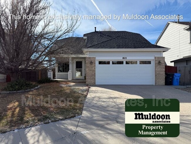 Building Photo - 821 Legend Oak Dr