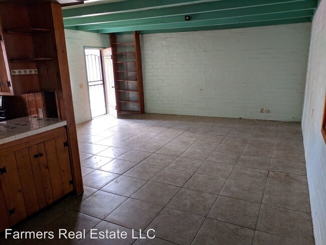 Photo - 3423 E Flower St