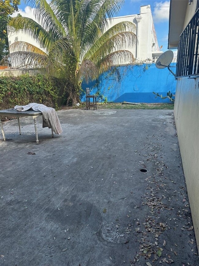 Photo - 7024 NW 6th Ave Unidad 1