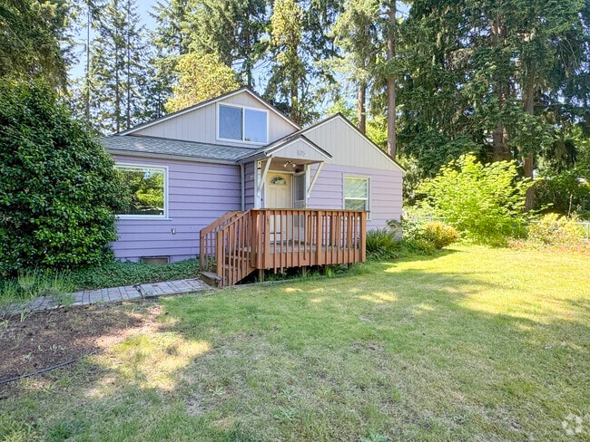 Building Photo - 105 SW 119th St Rental