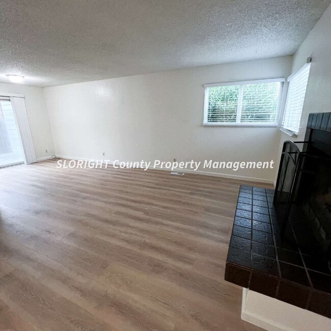 Photo - AVAILABLE NOW - 2 Bed, 1 Bath Paso Robles Apartment Unit A