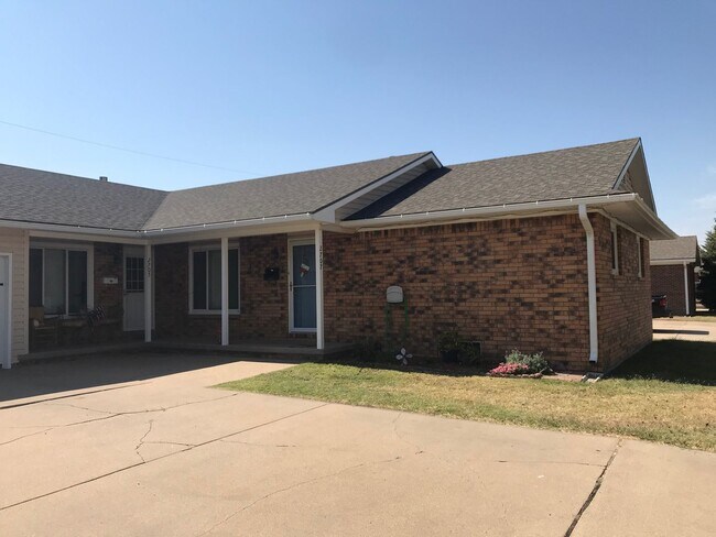 Photo - 2705-2707 28th Street Unidad 2707