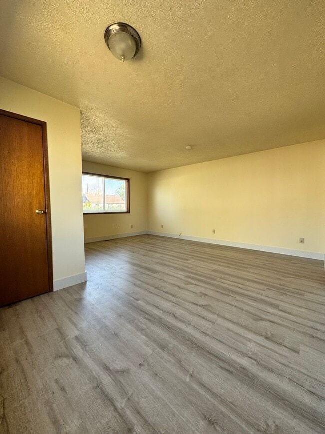 Photo - d1606 Unit 1