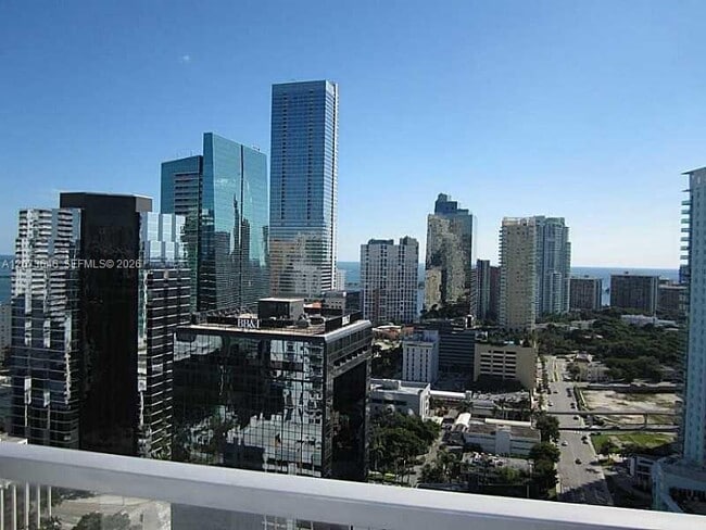 Building Photo - 1050 Brickell Ave Unit 2612