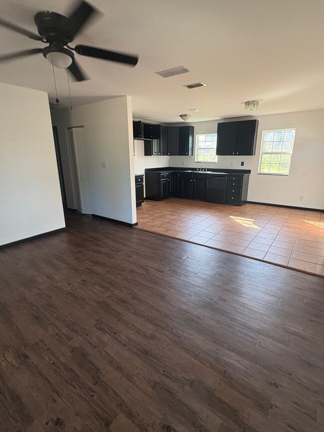 Photo - 2369 County Rd 426 N