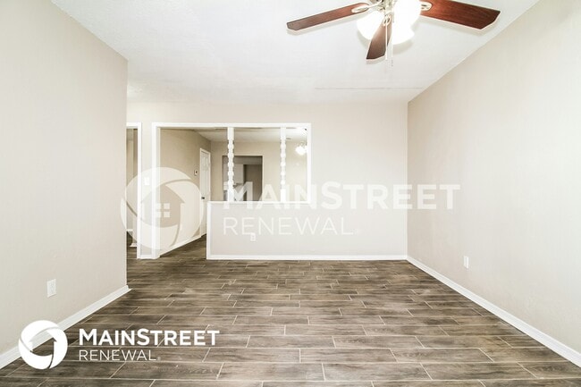 Photo - 6413 Ashby Terrace