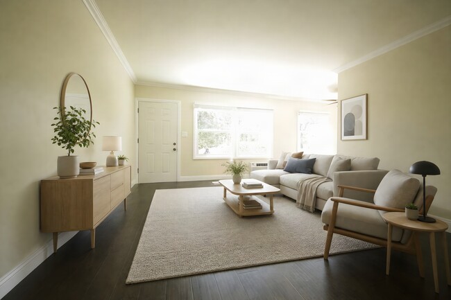 Photo - 4327 Clinton St Unidad #4