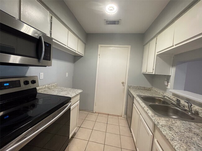 Photo - 12607 Ashford Meadow Dr Unidad B