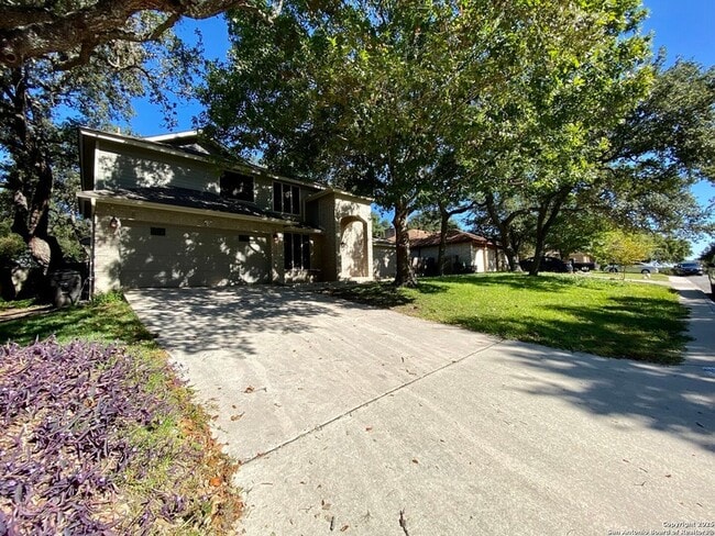 Photo - 8911 Shady Leaf