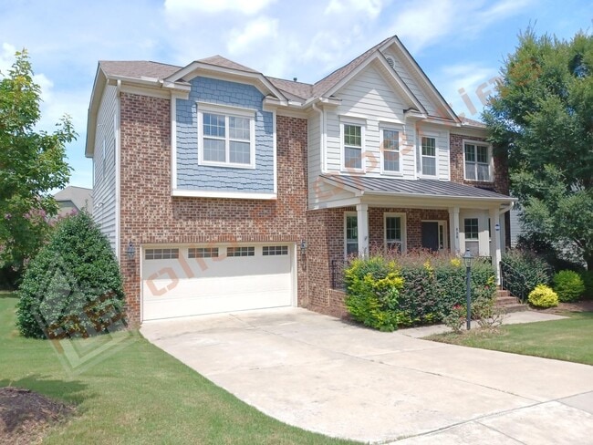 Photo - Lovely 5 Bedroom 4 Bathroom Single Family ...