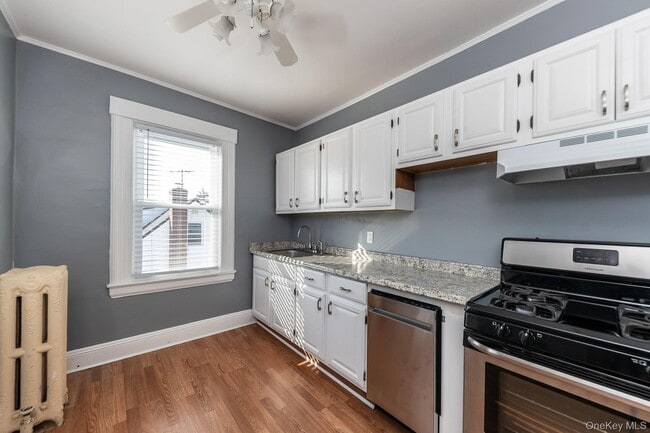 167 Atlantic Ave Unit Upper