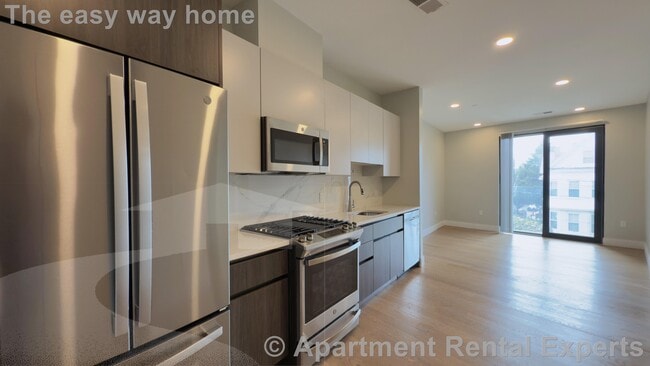 Building Photo - 9 Central St Unit #207 Rental