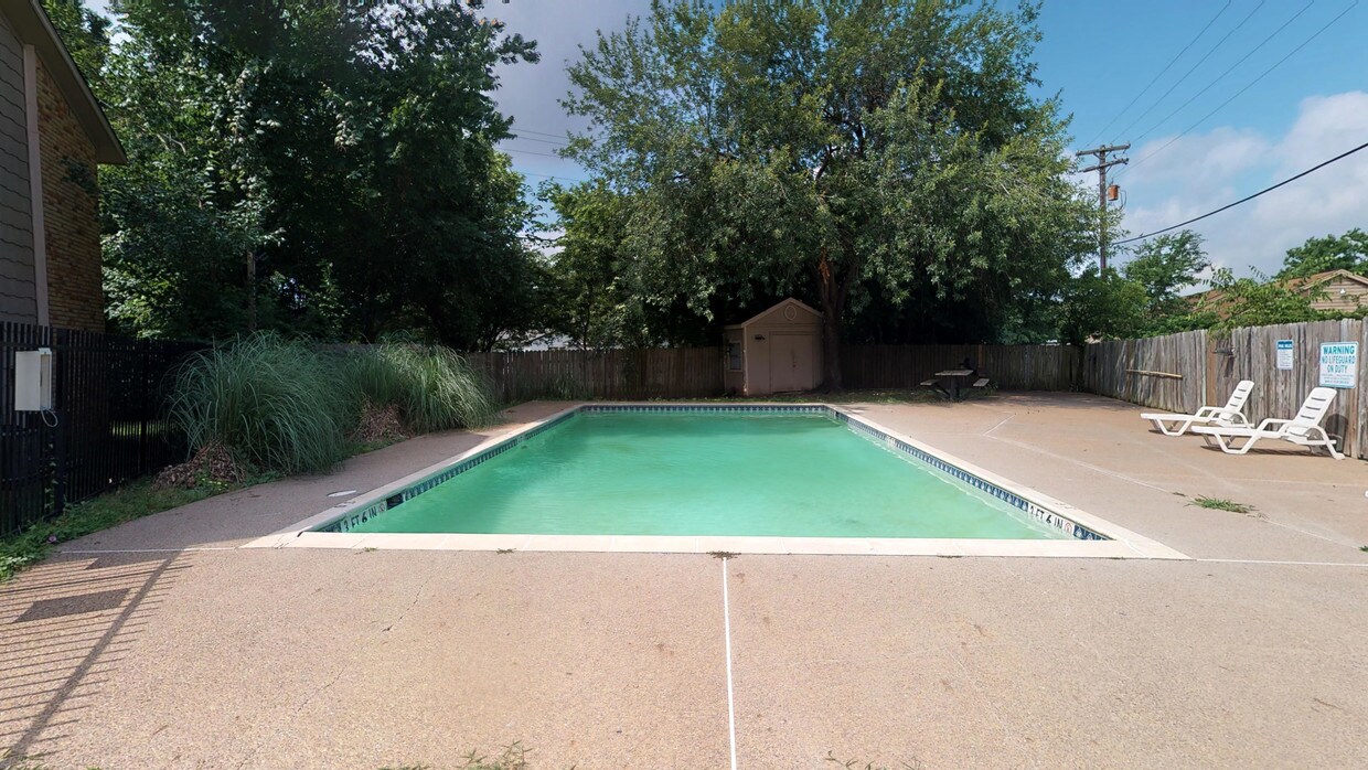 Photo - Redstone Apartments