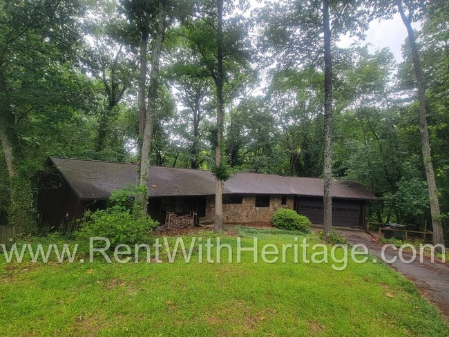 Photo - Charming Cabin Style Home on 1.3 Acres / Finished Basement / Great Location