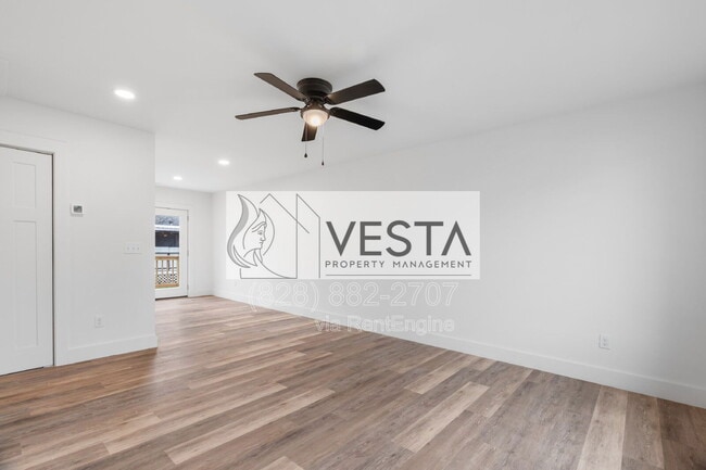 Photo - 61 Scates St