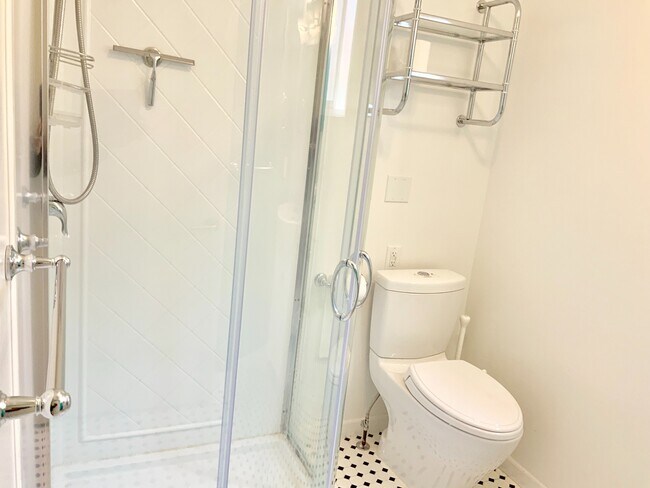 Photo - PLY526 Unit 526 1/2