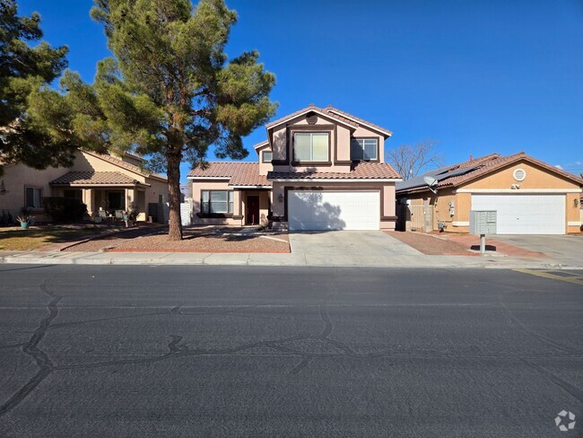 Building Photo - A Stunning 3 Bedroom 2-Story Home in N. La...