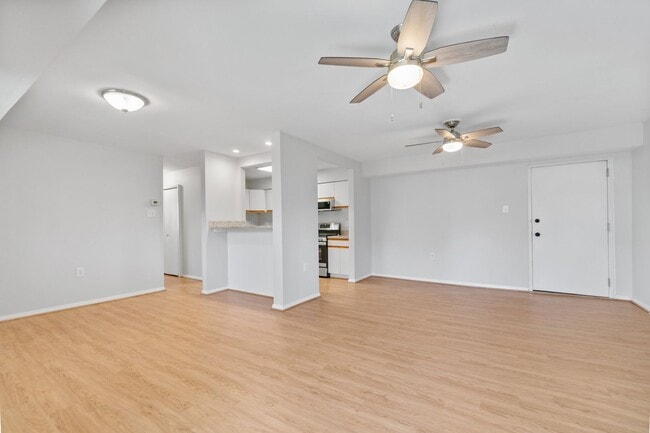 Photo - Fairwinds. Renovated and Updated. Spacious 2 bed 2 bath ground level condo in Annapolis! Unit A