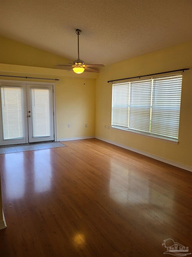 Photo - 6506 Watermark Cove