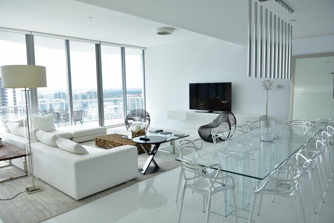 Photo - 17475 Collins Ave Unidad 2802