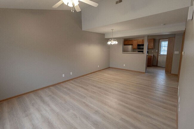 Photo - 1312-1314 Raleigh Dr. Unidad 1314 Raleigh Dr.