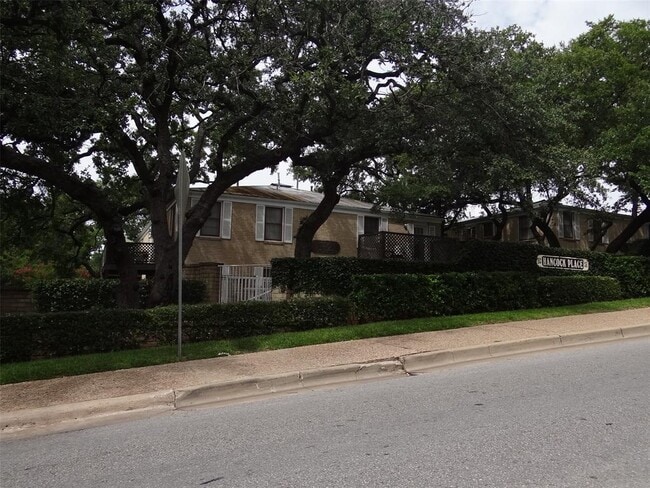 Photo - 916 E 32nd St Unidad 201 Rental