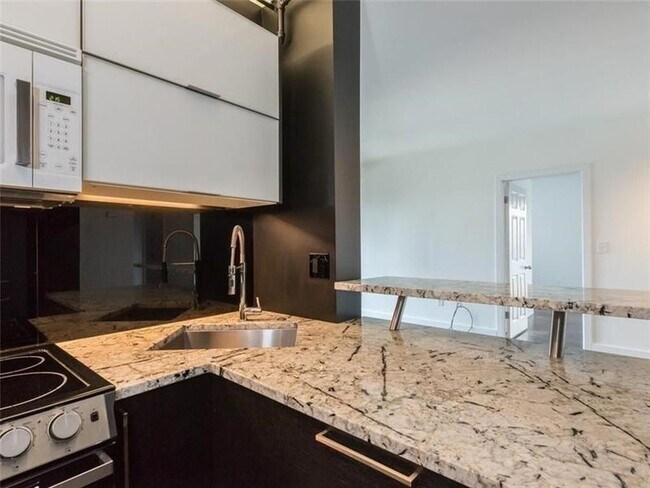 Photo - 199 14th St NE Unidad 708