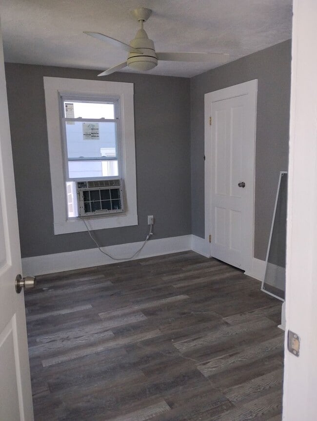 Photo - 208 Fairview Ave Unidad #3