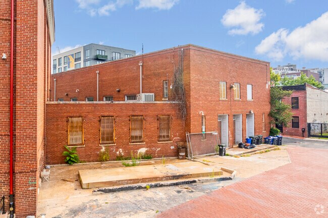 SV - 7.27.22 - The Fold Apartamentos