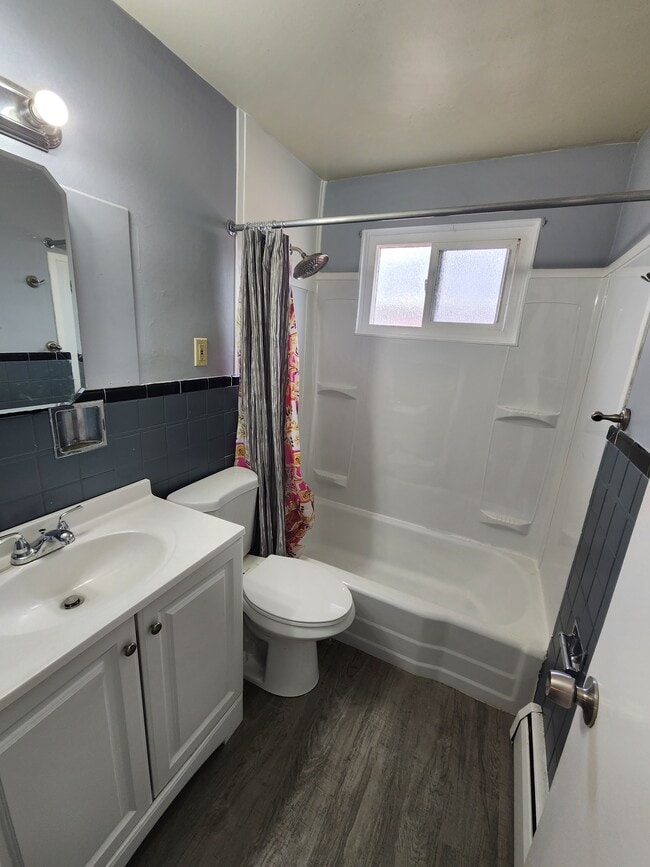 Building Photo - 76 Mallory Rd Unit 3 Rental
