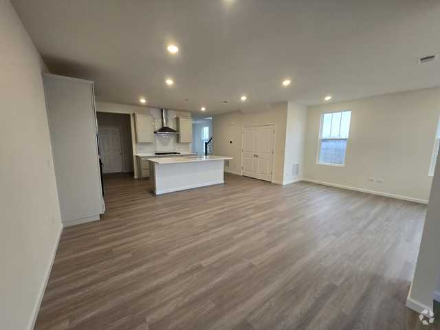 Building Photo - 24406 W Alexis Ln Rental