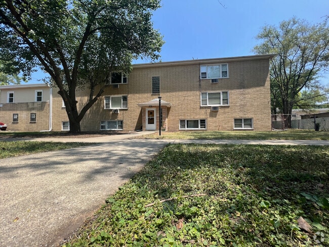 Building Photo - 1016 E Division St Unit 2N Rental