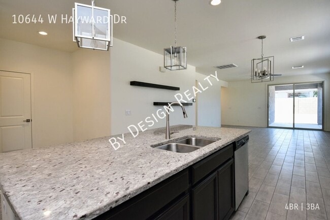 Photo - Like-New 4BR/3BA Corner Lot Home in Gladde...