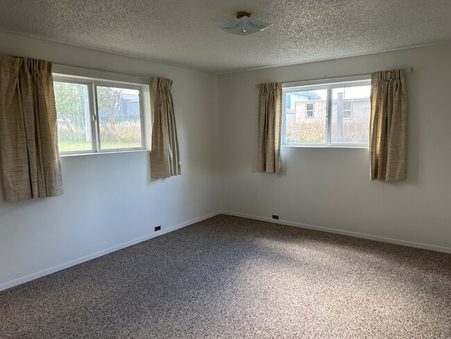 Photo - 443 Judith Rd