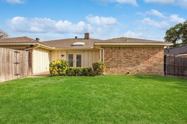 Photo - 2116 Winterstone Dr