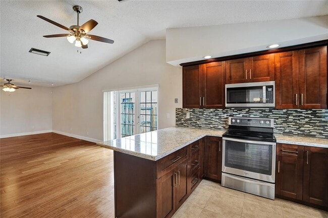 Photo - 8511 NW 54th St