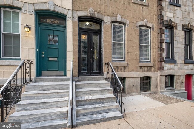 Photo - 2433 Fairmount Ave Unit 2